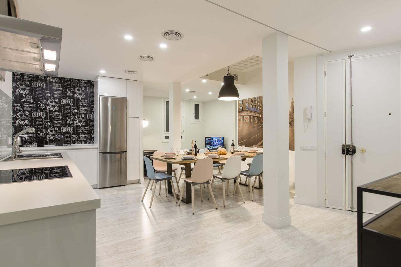 Bookinmadrid Com - Cascorro Sq 18 Pax Apartment Екстериор снимка